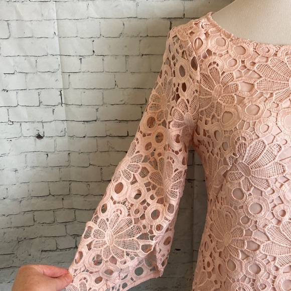 Nanette Lapore NWT lace dress tulip sleeve wedding baby shower barely blush pink - Picture 7 of 16